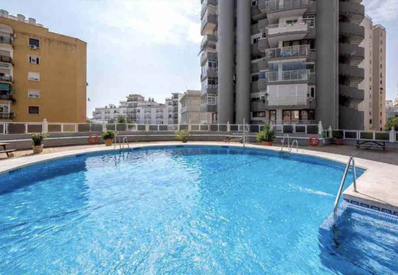 Apartamento en Torremolinos - Casa Skysuite - Vistas al mar