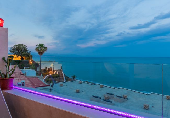 Apartamento en Torremolinos - Casa Bungalow - Vistas al mar Apartamento en Torremolinos - Casa Bungalow - Vistas al mar