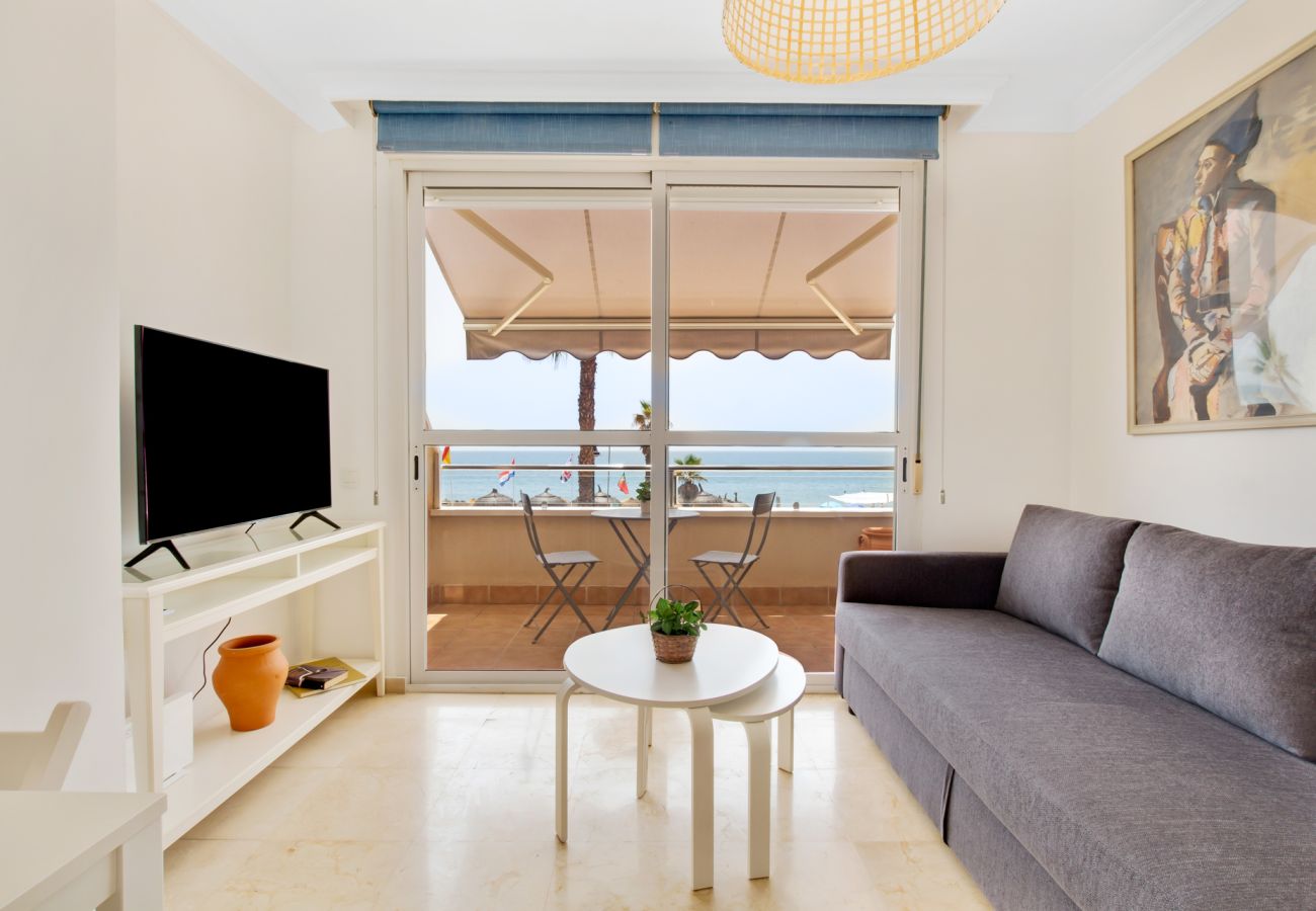 Estudio en Torremolinos - Casa Lola - Primera línea de playa 