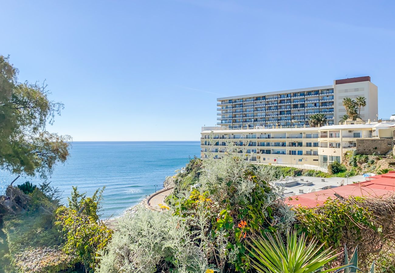 Estudio en Torremolinos - Casa Lola - Primera línea de playa 