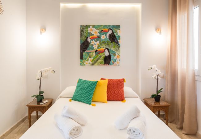 Apartamento en Torremolinos - SaturnoDream: 4 minutos de la playa: Piscina Apartamento en Torremolinos - SaturnoDream: 4 minutos de la playa: Piscina