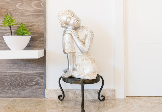 Apartamento en Torremolinos - SaturnoDream: 4 minutos de la playa: Piscina Apartamento en Torremolinos - SaturnoDream: 4 minutos de la playa: Piscina