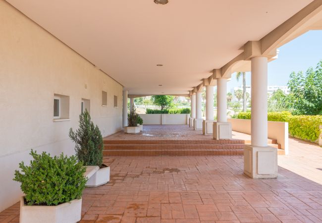 Apartamento en Torremolinos - SaturnoDream: 4 minutos de la playa: Piscina Apartamento en Torremolinos - SaturnoDream: 4 minutos de la playa: Piscina