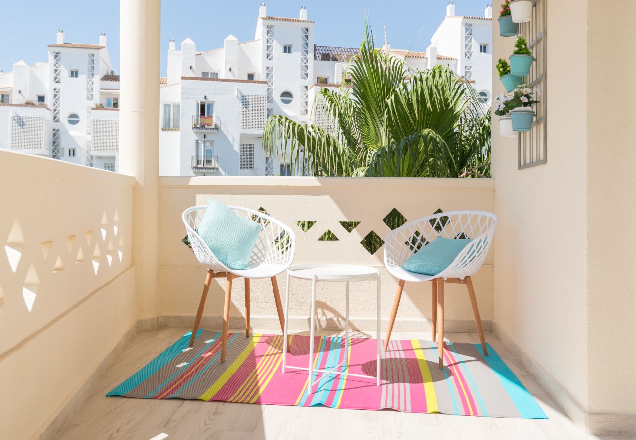 Apartamento en Torremolinos - SaturnoDream: 4 minutos de la playa: Piscina