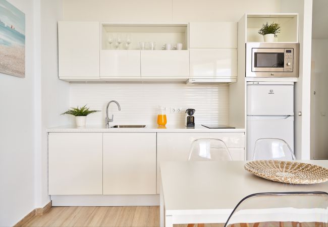 Apartamento en Torremolinos - Sunset Beach - Charming apartment with jacuzzi. Apartamento en Torremolinos - Sunset Beach - Charming apartment with jacuzzi.