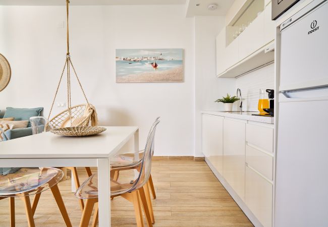 Apartamento en Torremolinos - Sunset Beach - Charming apartment with jacuzzi. Apartamento en Torremolinos - Sunset Beach - Charming apartment with jacuzzi.