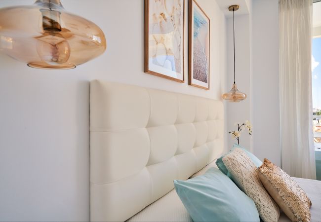 Apartamento en Torremolinos - Sunset Beach - Charming apartment with jacuzzi. Apartamento en Torremolinos - Sunset Beach - Charming apartment with jacuzzi.