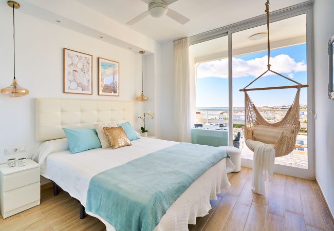 Apartamento en Torremolinos - Sunset Beach - Charming apartment with jacuzzi. Apartamento en Torremolinos - Sunset Beach - Charming apartment with jacuzzi.