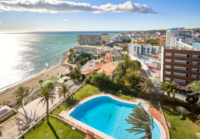 Apartamento en Torremolinos - Sunset Beach - Charming apartment with jacuzzi. Apartamento en Torremolinos - Sunset Beach - Charming apartment with jacuzzi.