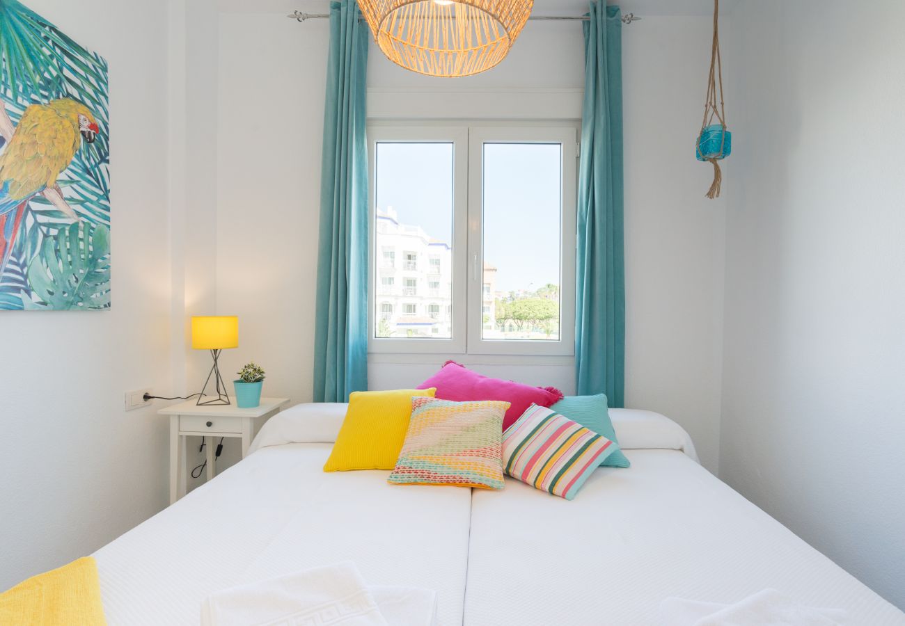 Apartamento en Torremolinos - BOHO CHIC. Beach front.Free bikes.Pool