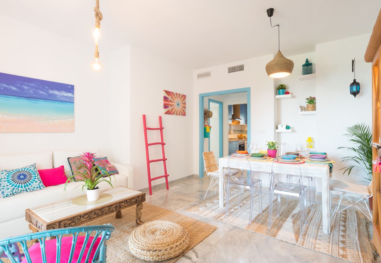 Apartamento en Torremolinos - BOHO CHIC. Beach front.Free bikes.Pool