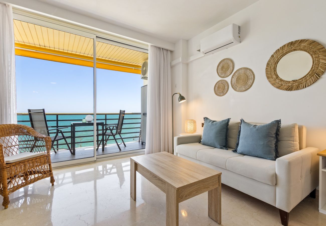 Estudio en Torremolinos - Balcón al mar - Vistas al mar