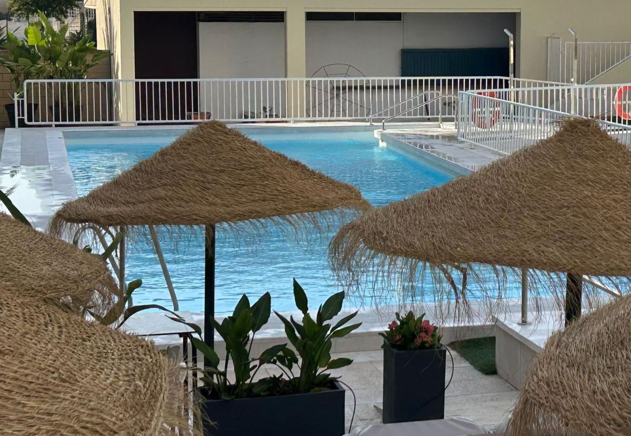 Apartamento en Torremolinos - Casa Nogalera II - Vistas al mar