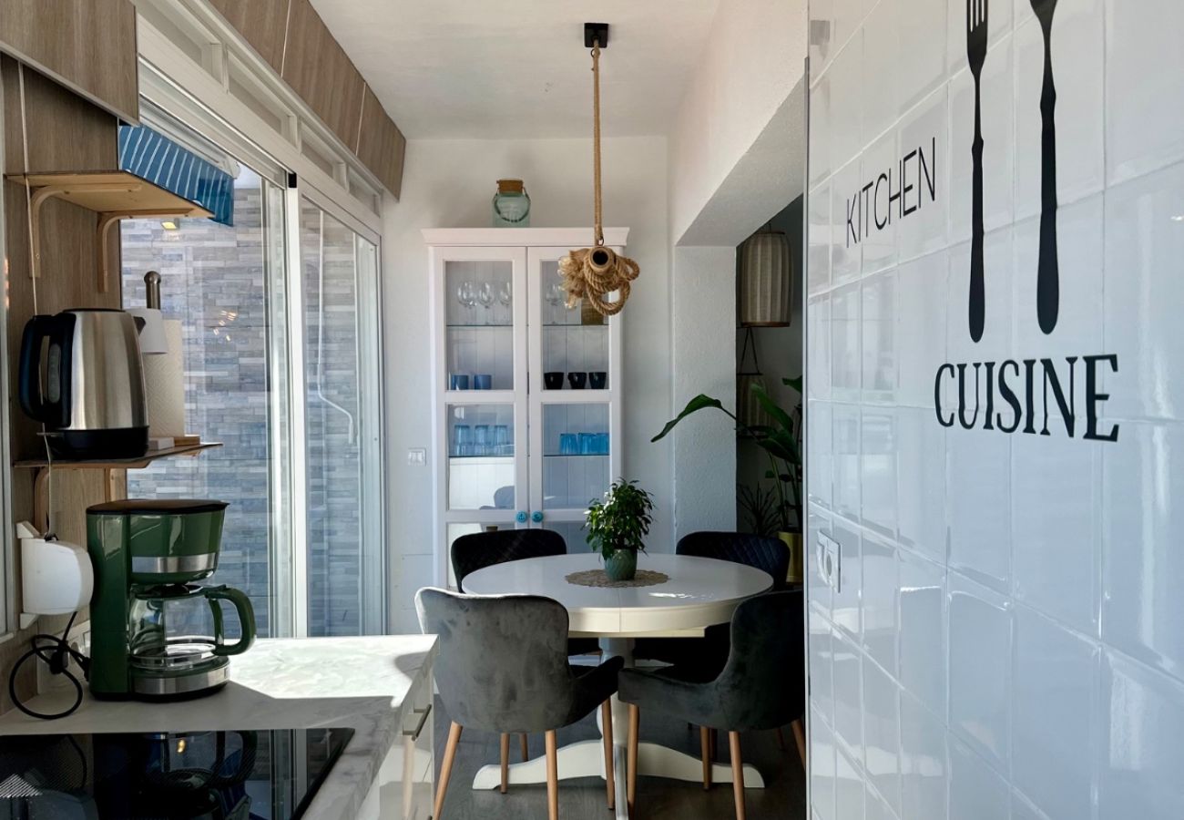 Apartamento en Torremolinos - Cielo y Mar - Vistas al mar