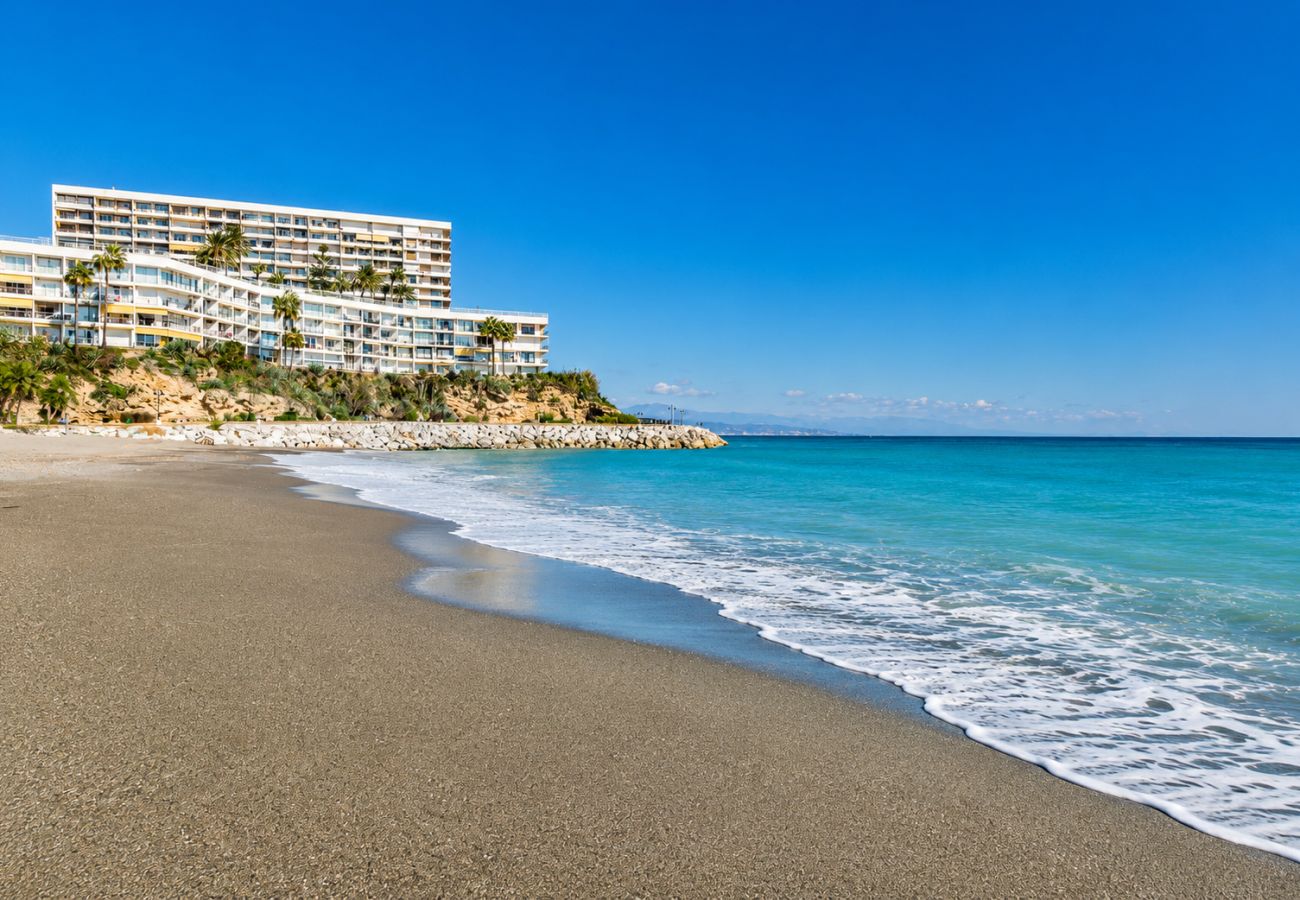 Estudio en Torremolinos - Casa Marena - Sea View, Sunny Terrace & Pool