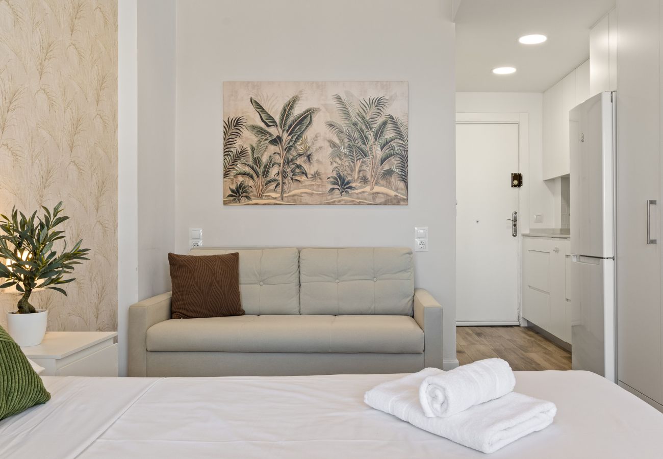 Studio in Torremolinos - Modern studio in Santa Clara