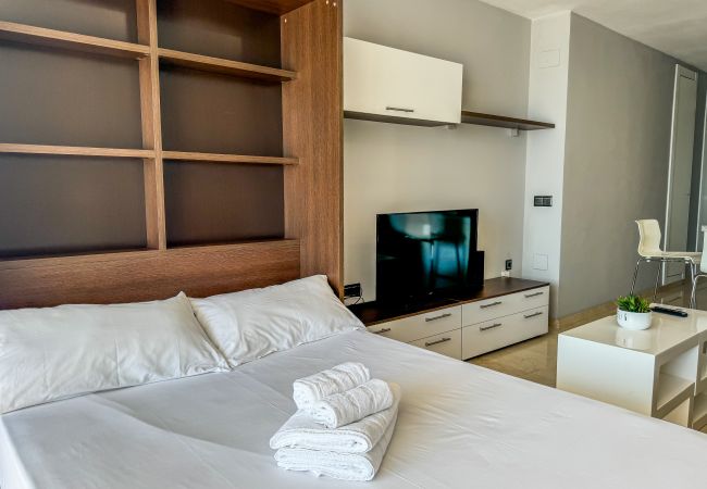 Studio in Torremolinos - Casa Roterdam - Beachfront Studio in Torremolinos - Casa Roterdam - Beachfront