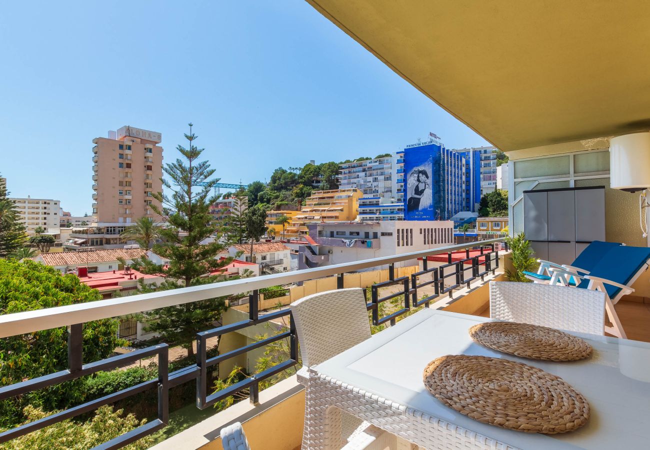 Apartment in Torremolinos - Casa Cristal - Sea Views