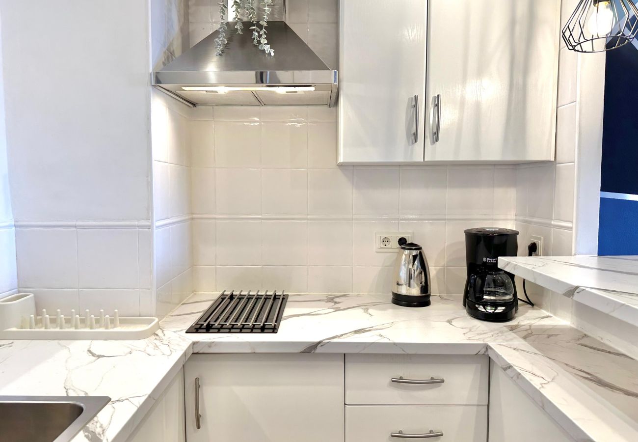 Apartment in Torremolinos - Casa Lawrence - Sea Views