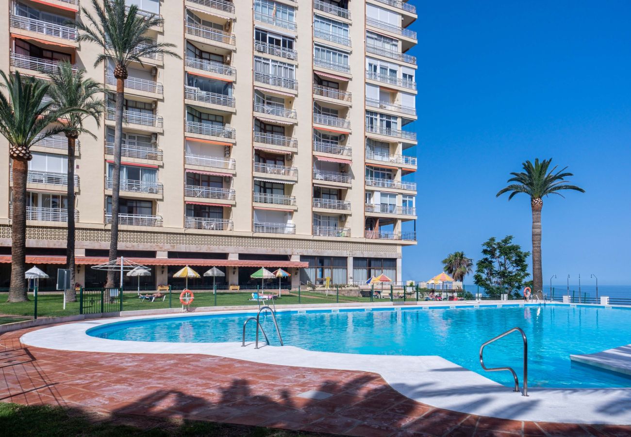 Apartment in Torremolinos - The White Rock (Private Access to the beach)