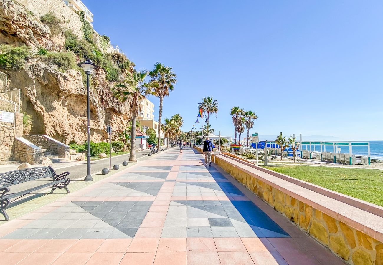 Apartment in Torremolinos - The White Rock (Private Access to the beach)