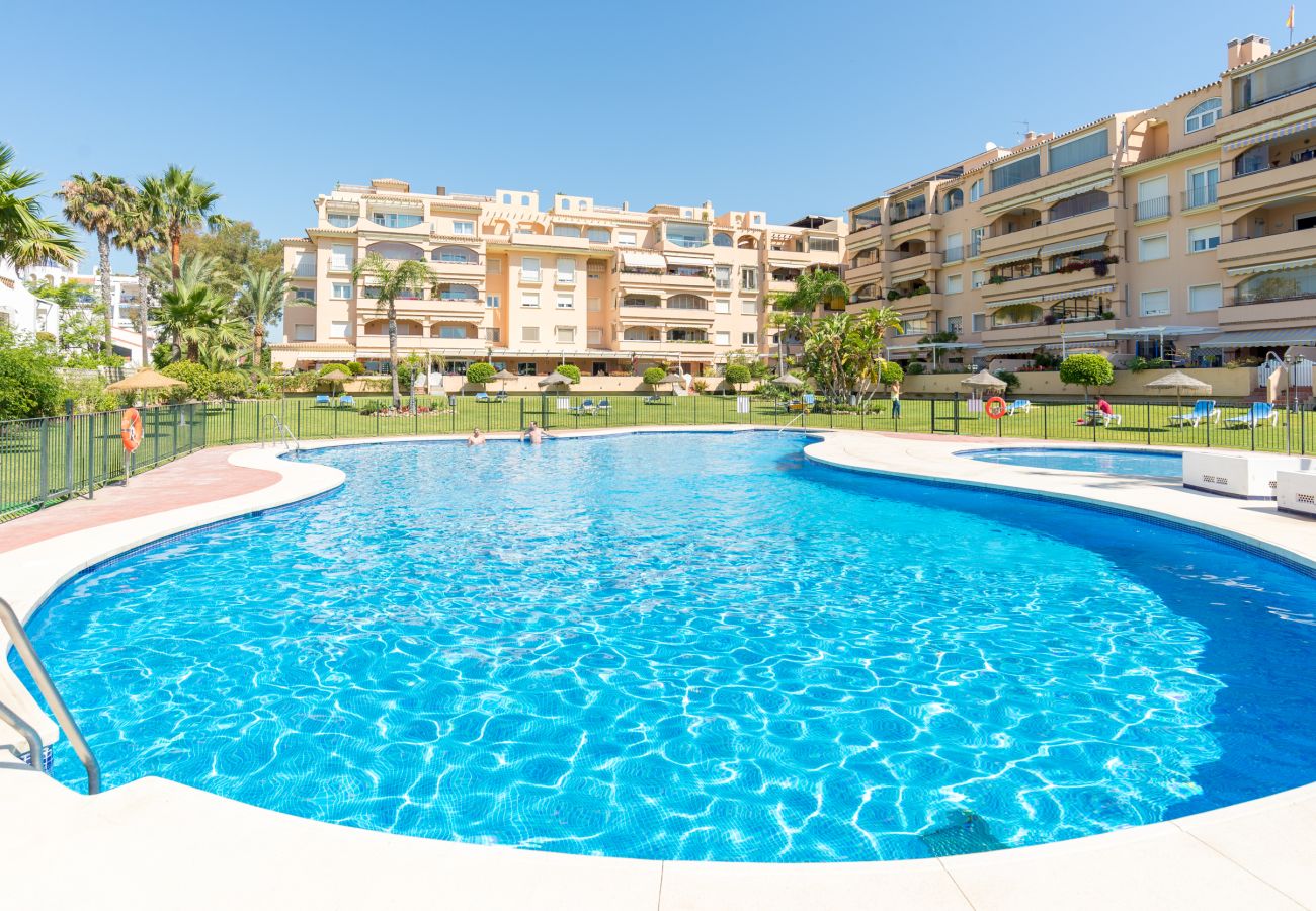 Apartment in Torremolinos - BOHO CHIC. Beach front.Free bikes.Pool