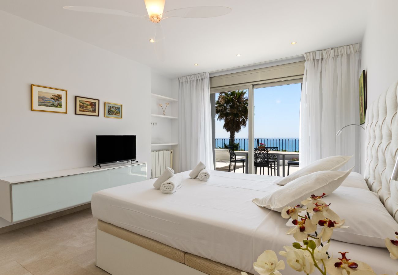 Apartment in Torremolinos - Casa Violeta - Sea Views