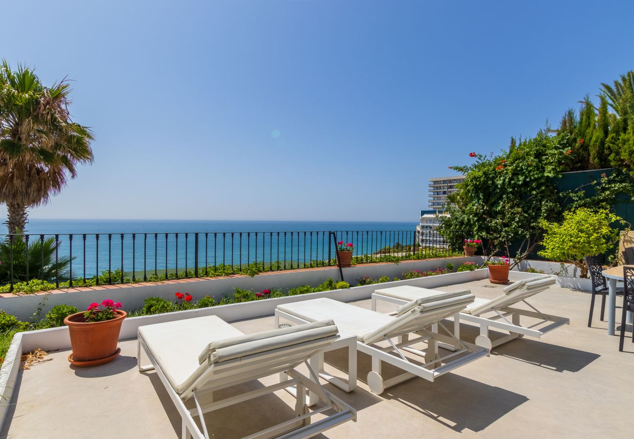 Apartment in Torremolinos - Casa Violeta - Sea Views