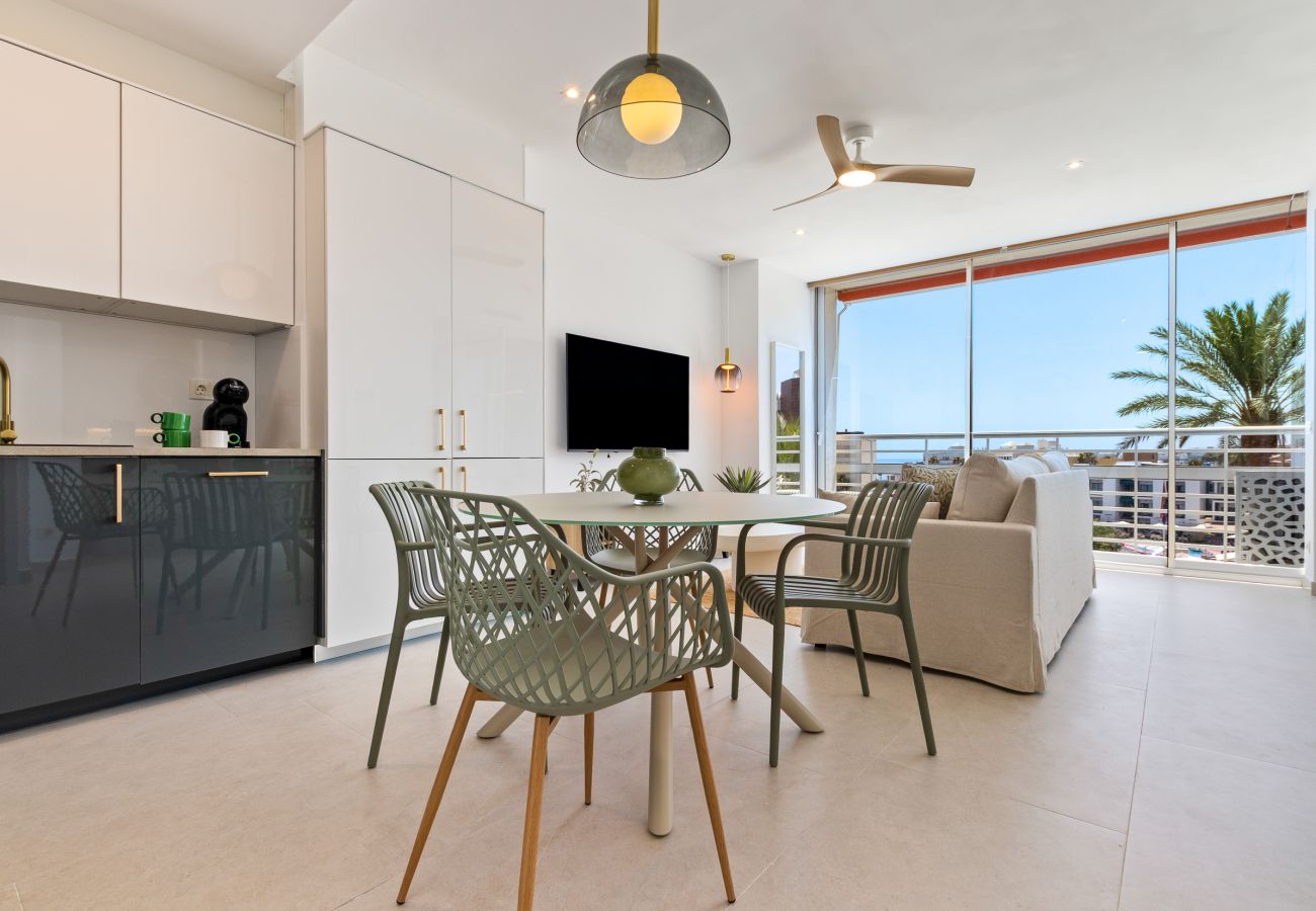 Apartment in Torremolinos - Azure Horizon - Luxury Sea View