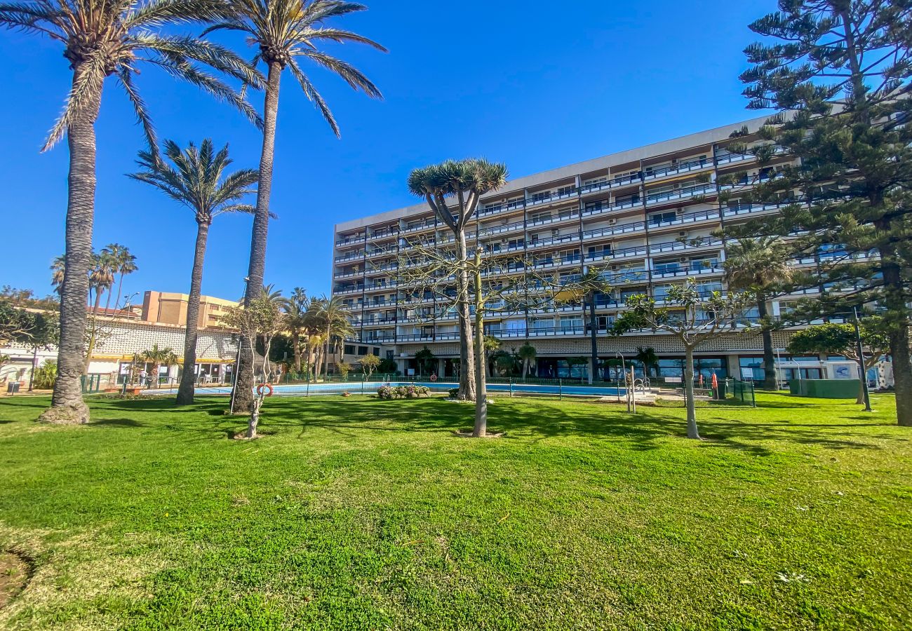 Studio à Torremolinos - Casa Ángeles - Terraza y vista al mar