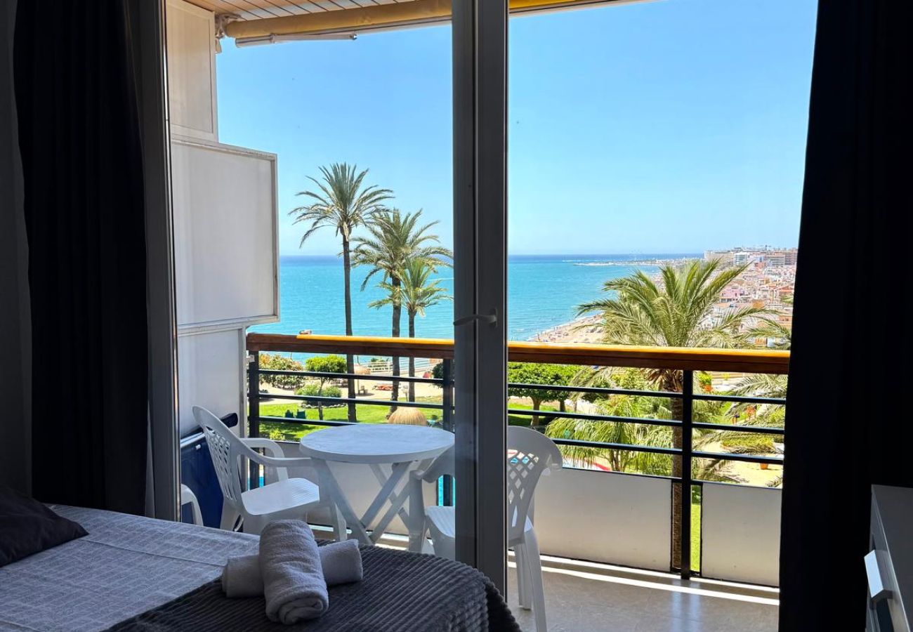 Studio à Torremolinos - Casa Ángeles - Terraza y vista al mar