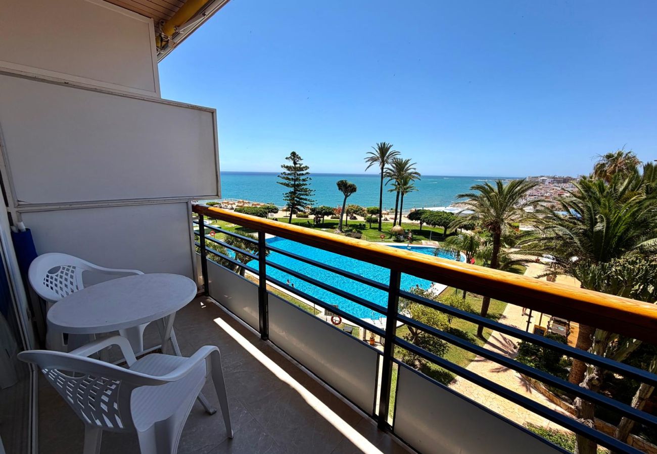 Studio à Torremolinos - Casa Ángeles - Terraza y vista al mar