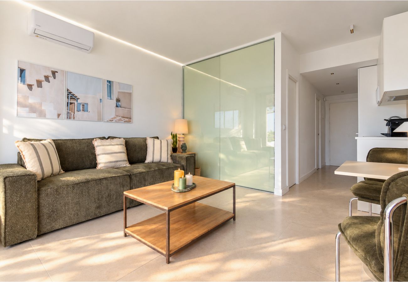 Studio à Torremolinos - Casa Marena - Sea View, Sunny Terrace & Pool